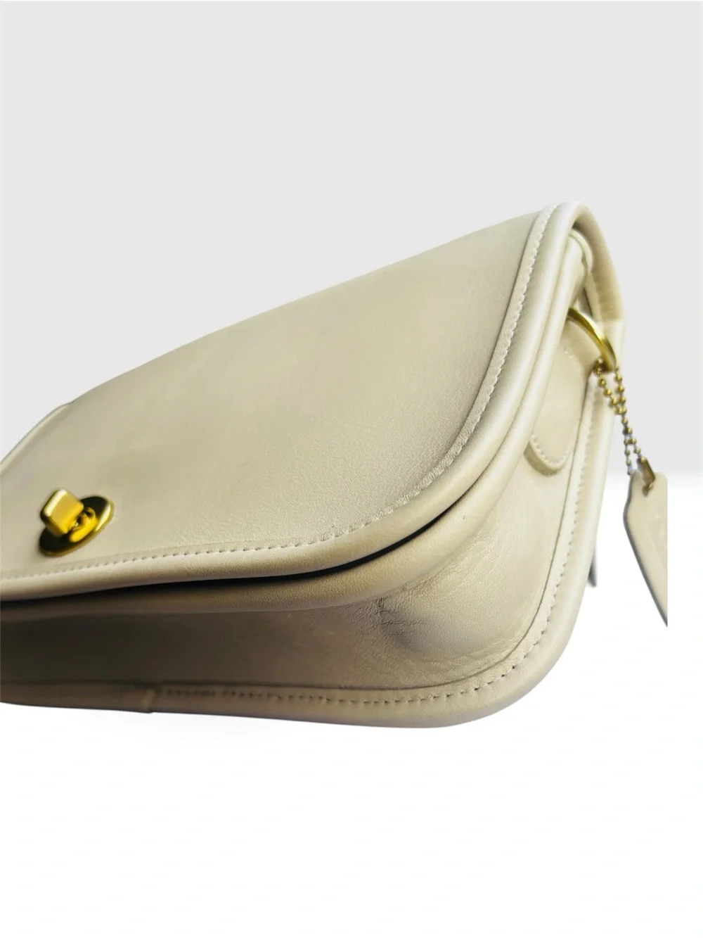NEW UNWORN VINTAGE COACH POCKET PURSE BAG 9755 - BONE - USA-1980’s